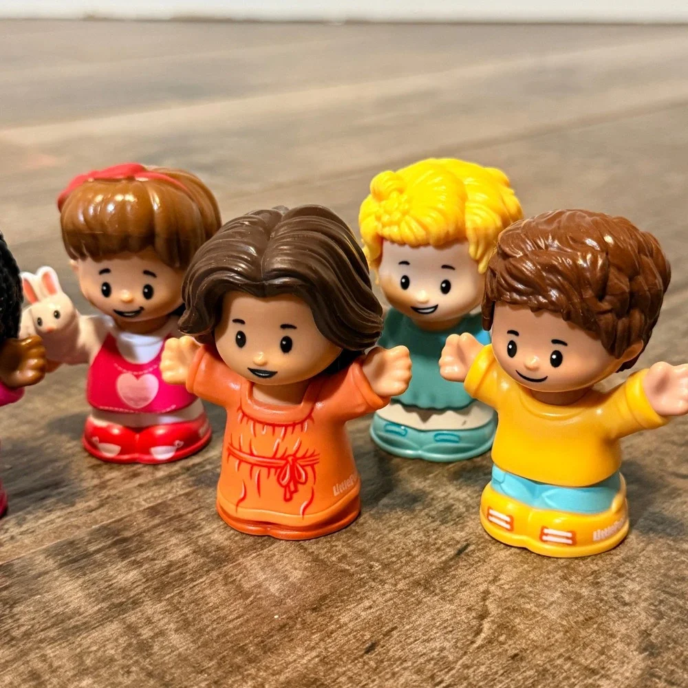 Fisher-Price Little People Friends Diverse Figure Lot 7 Piece